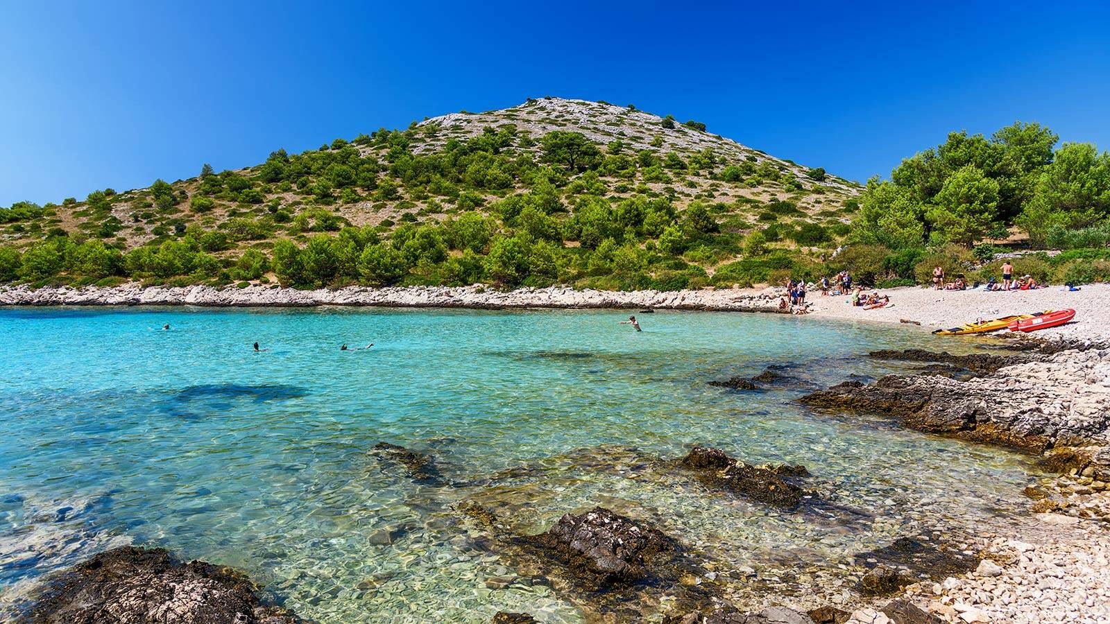 Croisière-dans-les-iles-Kornati-Croatie-avec-feelingboat