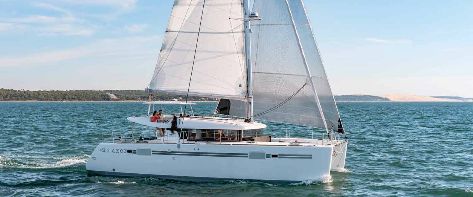 lagoon-450-sport-slide