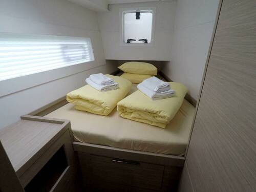 Lagoon 40