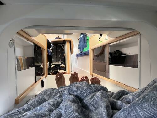 Interior image - Picure from aft cabin